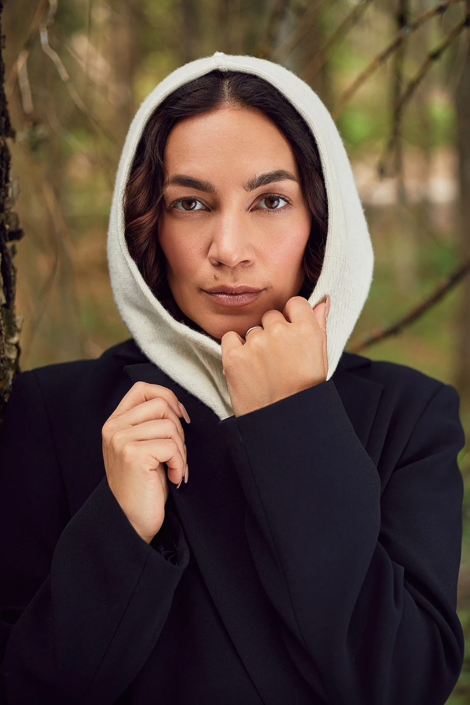 KN Kati Niemen huppu on väljempi versio. KN Kati Niemi, 79 €.