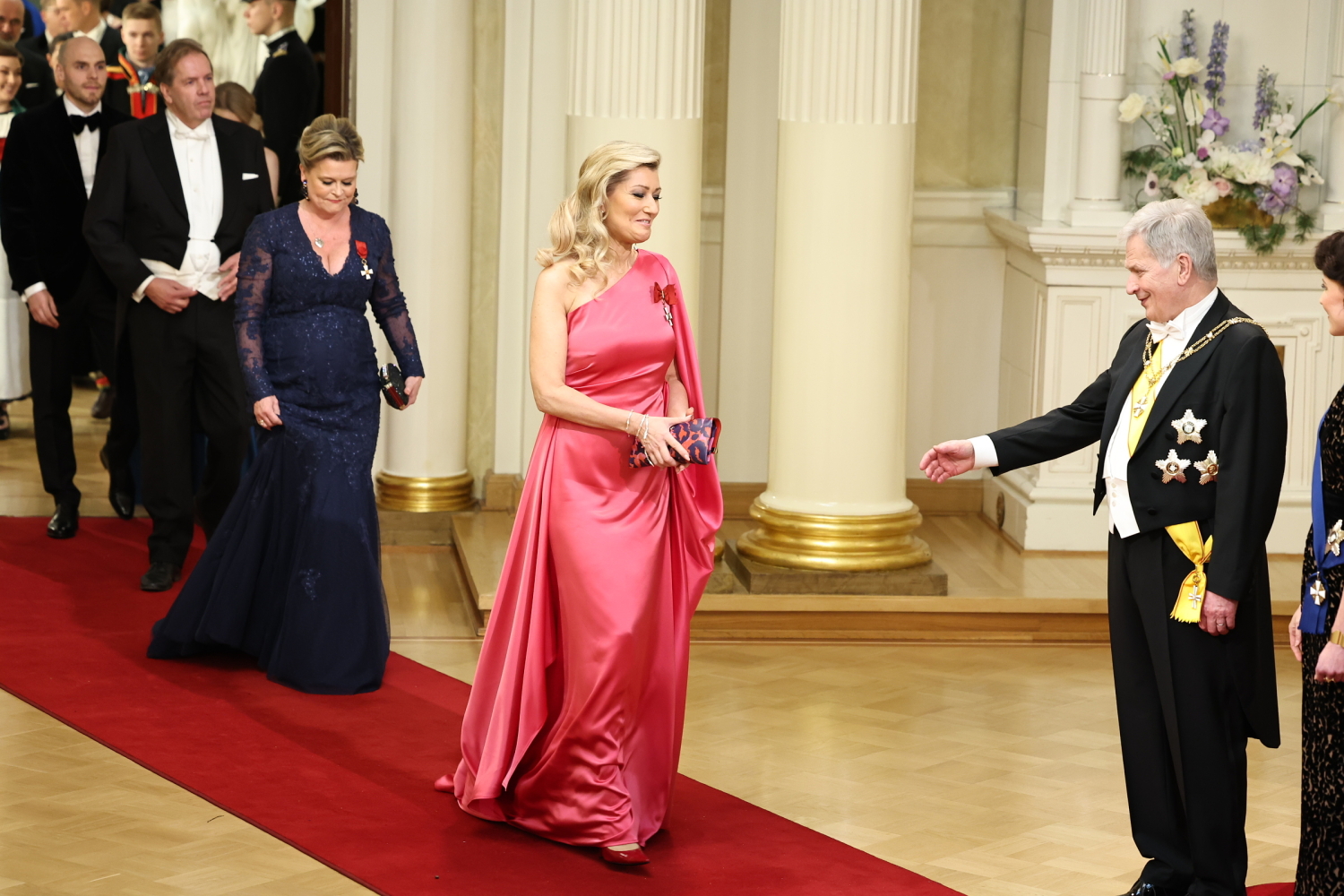 Magenta oli selvästi vuoden trendiväri, johon luotti myös Maria Guzenina.