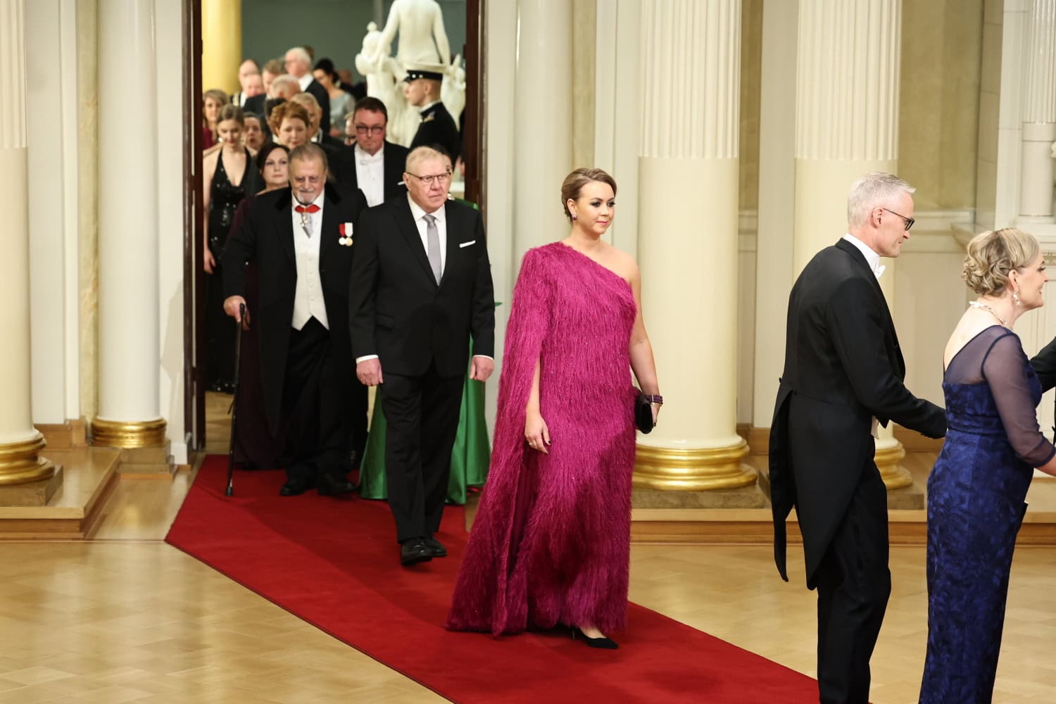 Katja Limnell. Puvun on suunnittellut Marjut Rahkola Vimma Companysta.