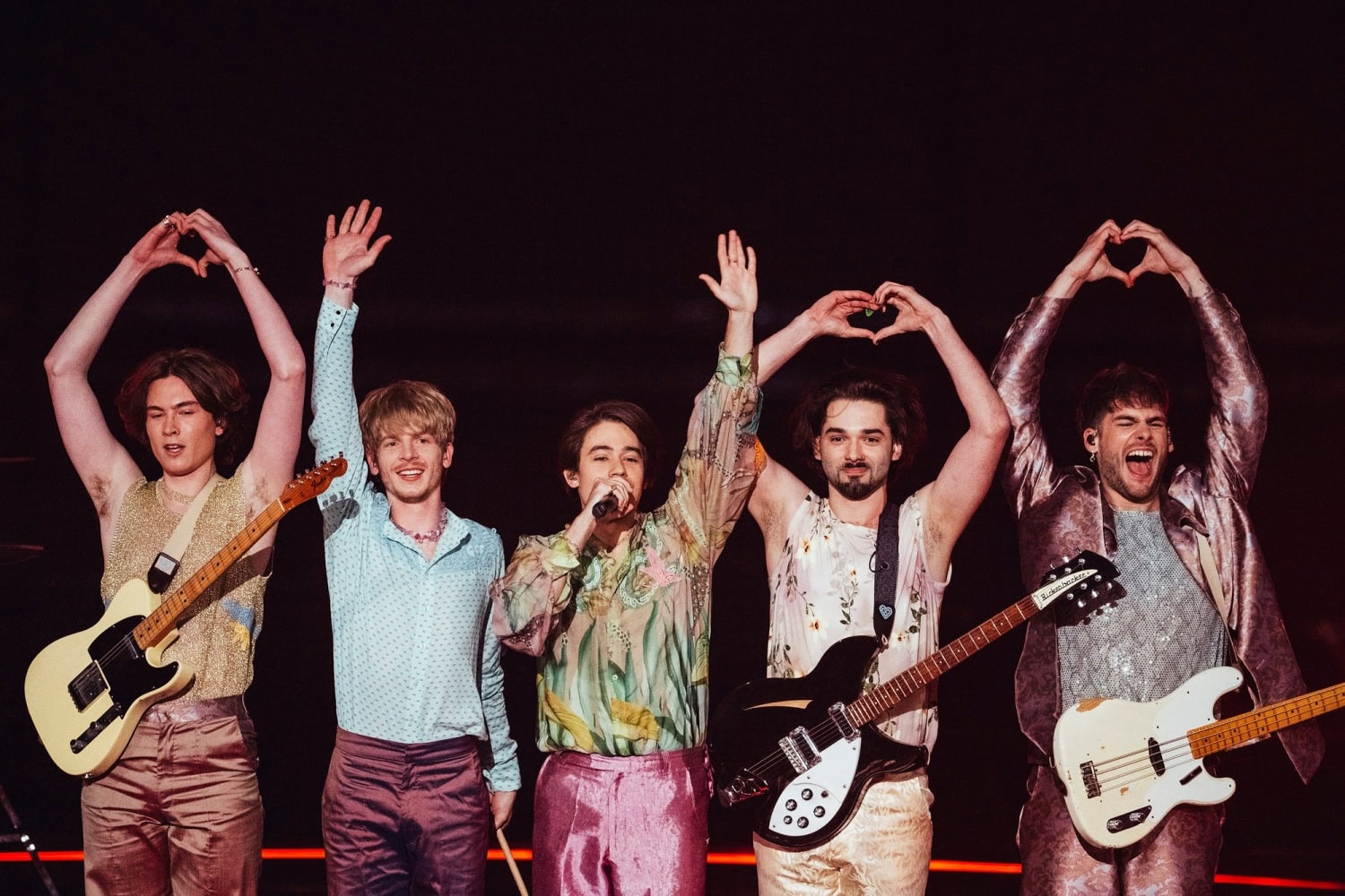 Jäsenet vasemmalta oikealle: Kris, Jure, Bojan, Jan ja Nace