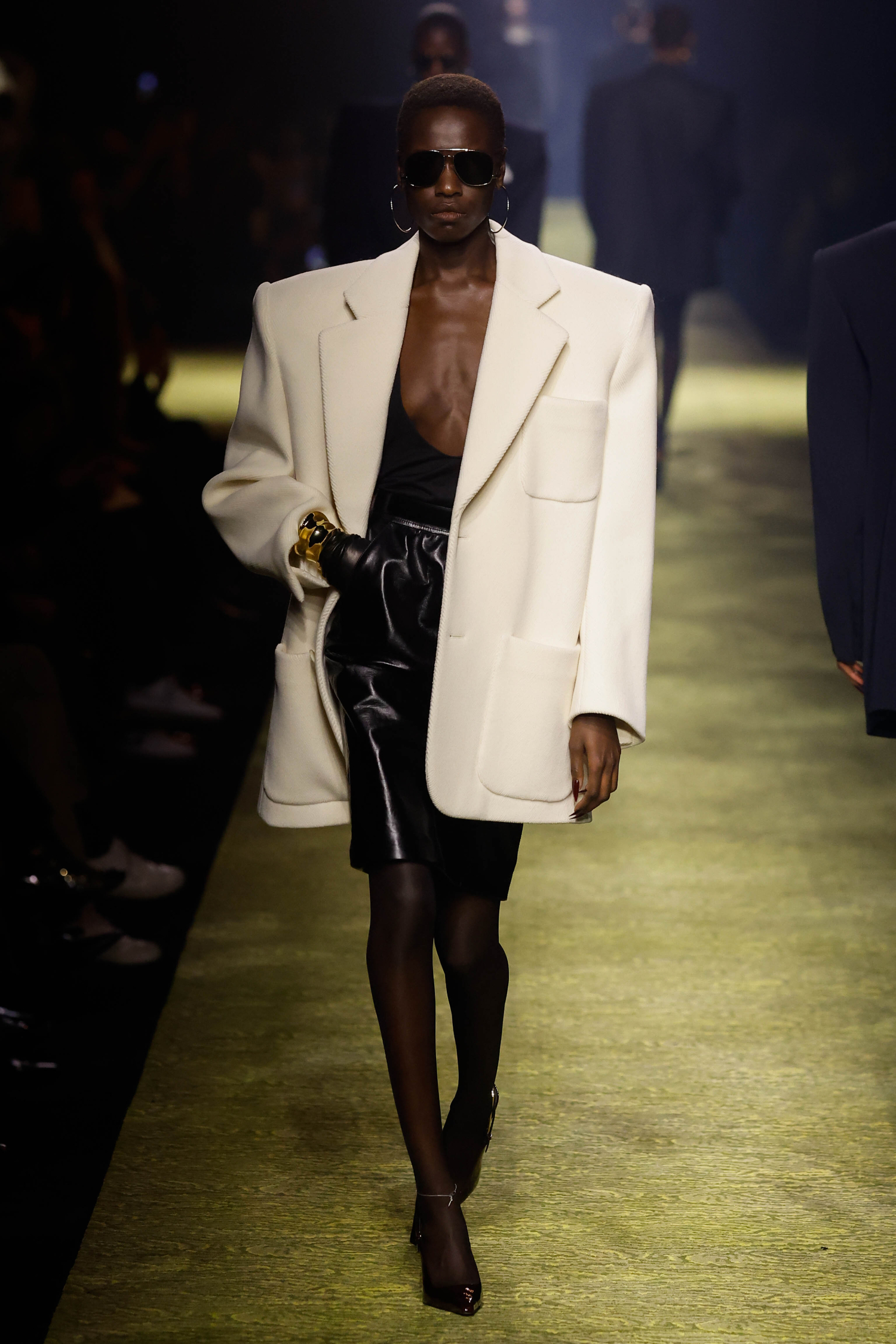 Muotitalo Saint Laurent.