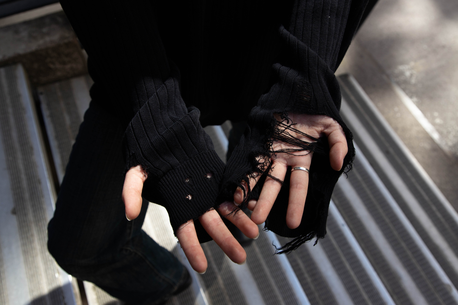 Paidan hihat ovat rispaantuneet käytössä, mutta se on Morkosta vain hyvä asia.