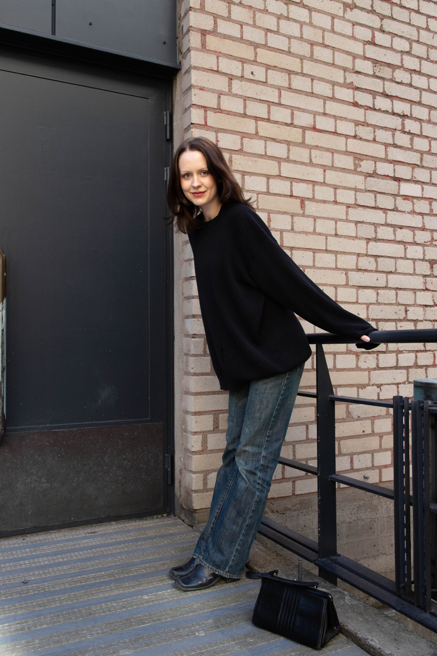 Tämä musta paita on yksi Morkon rakkaimpia tyyliaarteita.