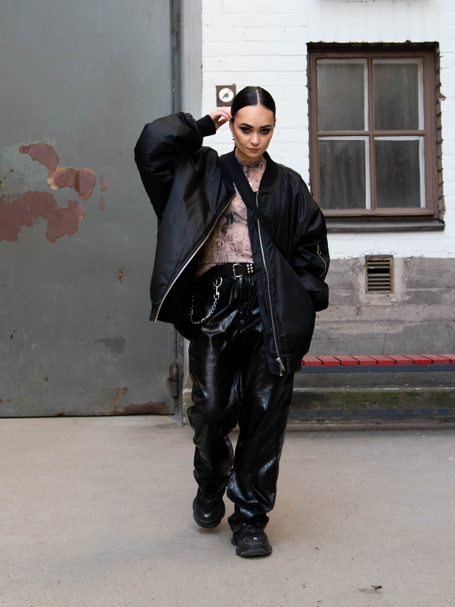 Artisti julkaisi hetki sitten kolmannen albuminsa Viimeinen joka rikkoi mut.