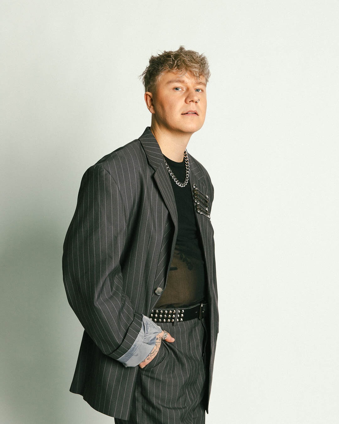 Costee on mukana UMK:ssa kappaleellaan Sekaisin.