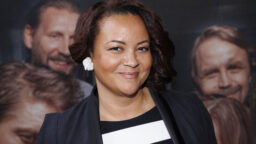 ”Kilpailijat eivät näytä itseltään” – Lola Odusoga lataa täyslaidallisen nykypäivän missikisoista