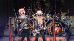 Legendaarinen ZZ Top tulee Suomeen: ”Rokkaamme täysillä!”, lupaa Billy Gibbons