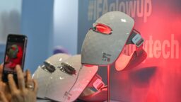 Niko Saarinen testasi suosittua led-valomaskia – selvitimme, onko siitä hyötyä