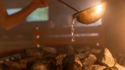 Oletko miettinyt, millaiset löylyt saa muumitalossa? Sastamalassa se testattiin ja seurauksena some sekosi