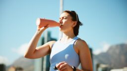 Käytätkö trendikästä juomapulloa? IL: Sen sisällä voi piileskellä kuvottava yllätys