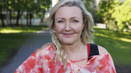 Kotiliesi: Jouni Hynynen löytyi Mari-vaimon puhelimesta alussa ikävällä nimellä – ”Hän oli naimisissa”