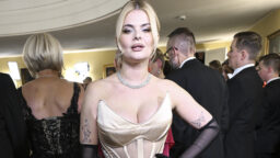 ”Huomiota haettu” – Erika Vikmanin  ja Erna Huskon suukottelu Linnan juhlien jatkoilla sai somen ryöpsähtämään