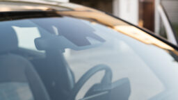 Huurtuuko autosi tuulilasi joka aamu? Katso, miten ratkaista ongelma