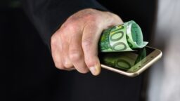 EU-mailta vihreää valoa digitaaliselle eurolle – näin käy käteiselle rahalle