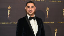 ”On taas joku, joka pitää laittaa polvilleen pyytelemään tyhjästä anteeksi” – Arman Alizad puolustaa Vilma Nissistä rasismikohussa