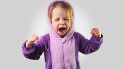 Lasten välillä rajua väkivaltaa joensuulaisessa päiväkodissa – kaupunki uhkaa laittaa ovet säppiin