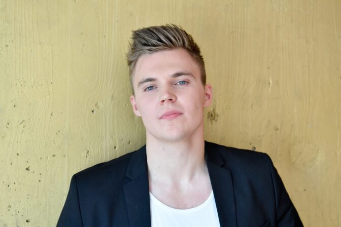 Elias Kaskisen pituus yllätti: ”Ruoka-aikaan kotona…”