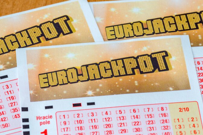Eurojackpotin potti kohoaa jo huimaan 73 miljoonaan euroon – tänne suurimmat voitot menivät
