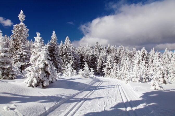 Säässä viimein odotettu käänne – viikonloppuna keikahtaa