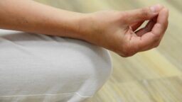 Uusi tutkimus mullistaa käsitystä ihmisen tuntoaistin rajoista – ”etätunto”