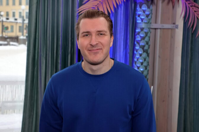 ”Isä ois nauranut” – Köpi Kallio julkaisi koskettavan muistokirjoituksen isälleen