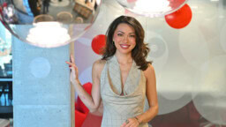 ”Ostin kodin mun hiton puhelimella verkkareissa kotisohvalla” – Shirly Karvisen pankkitililtä lähti kuusinumeroinen summa