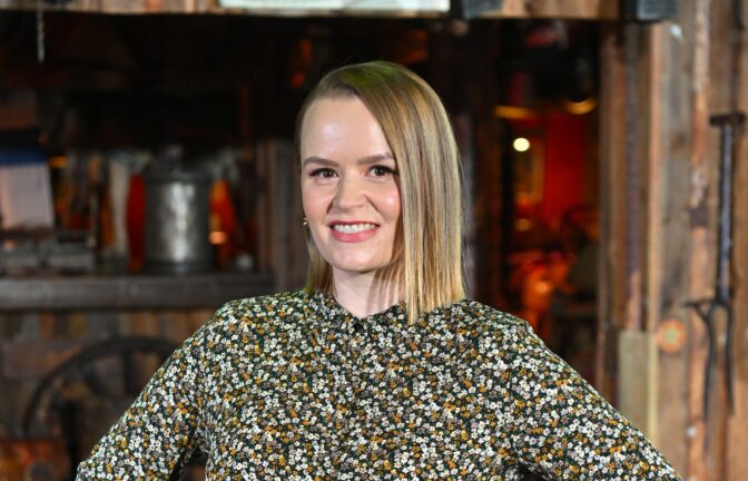 ”Hoidetaan nää ahdistelevat äijät kuriin” – Viivi Kuusela teki rikosilmoituksen kalukuvan lähettäjästä