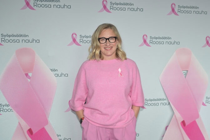 Katja Ståhl muistelee noloja tempauksiaan: puklasi käsilaukkuunsa ja vilautti poliiseille