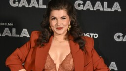 Suvi Teräsniskalta iloinen uutinen: ”En malta odottaa”