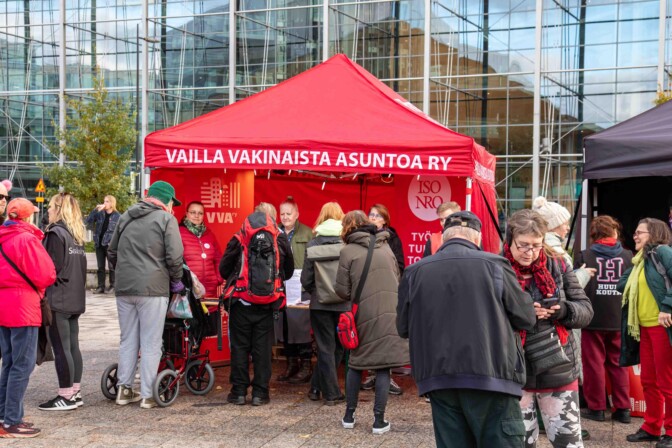 Hävytöntä meininkiä asunnottomien palveluissa – vaatteita ja ruokaa rohmuavat ulkopuoliset
