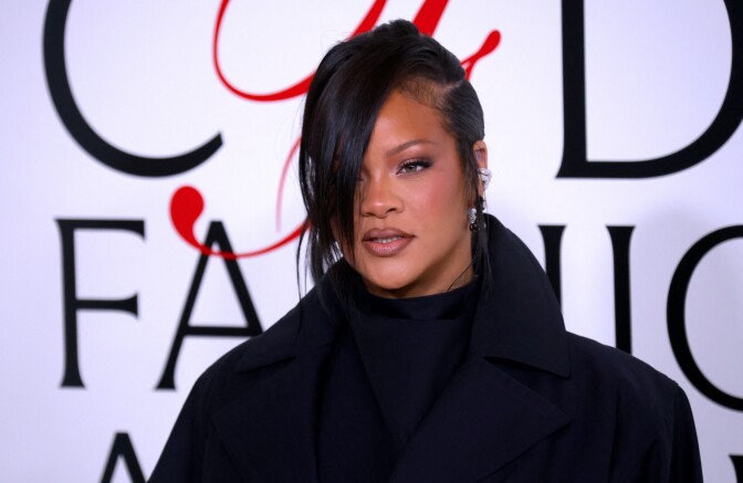 Rihanna oli sisällä kun luksuskoti joutui ammuskelun kohteeksi – yksi luodeista läpäisi