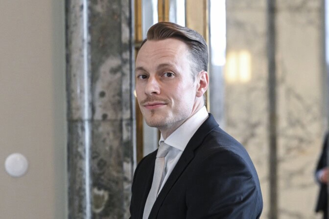 Markus Räikkösen haastava puuha – mukana myös tytär Emma