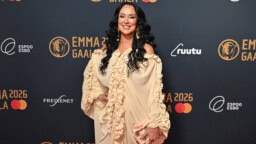 ”Olin suu auki koko saakelin viikonlopun” – Ellen Jokikunnas kertoo ex-miesystävänsä tyrmistyttävästä käytöksestä