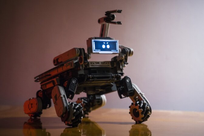 Kiina kehitti autonomiset ”susilaumat” – robotit iskevät kaupunkitaistelukentille