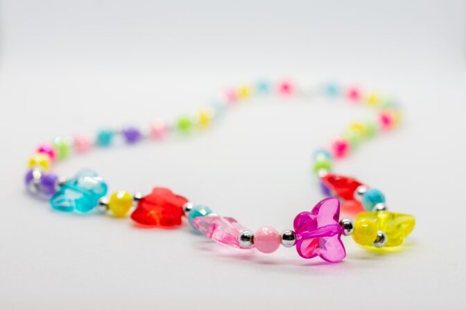 Näiden askartelutarvikkeiden käyttö tulee lopettaa välittömästi – sisältävät vaarallista kemikaalia