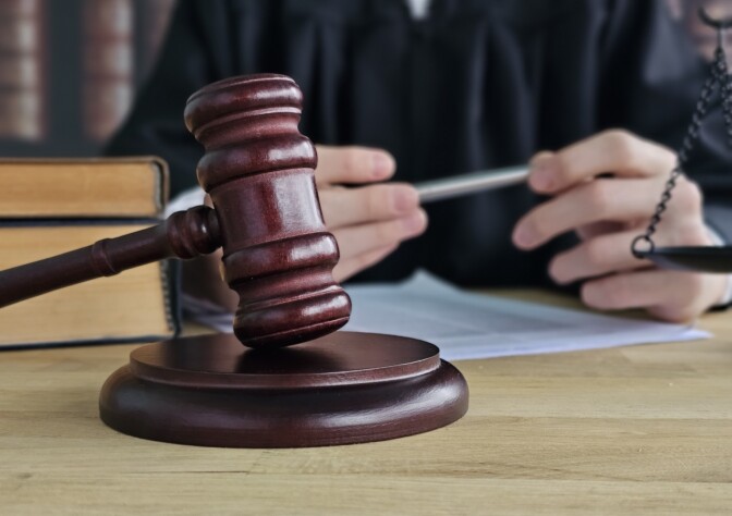 Työntekijän käsi osui sirkkelin terään – tuotantopäällikkö tuomittiin rikoksesta