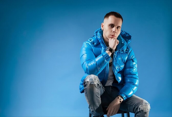 ”40 000 euroa meni ja 8 000 tuli” – räppäri Korelon kertoo tehneensä uransa alussa tappiota