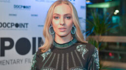 Miss Suomi Anni Harjunpää esiintyy yläosattomissa kauniissa kuvissa