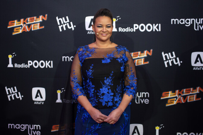 Seura: ”Millainen isä laittaa lapsensa asialle” – Lola Odusoga sai lapselta törkykommentin