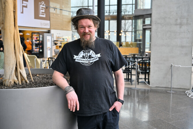 Salasuhdehuhuja lähes 20 vuotta: Ville Haapasalo erosi helmikuussa – nyt jo uusissa naimisissa