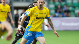 Jalkapalloilija Teemu Penninkangas ahdingossa puolison piereskelyn takia – kaipaa vertaistukea