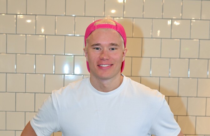 ”Missä liekinheitin?” – Mirella sai Jaakko Parkkalin vaihtamaan kappaletta ja se aiheutti ison reaktion