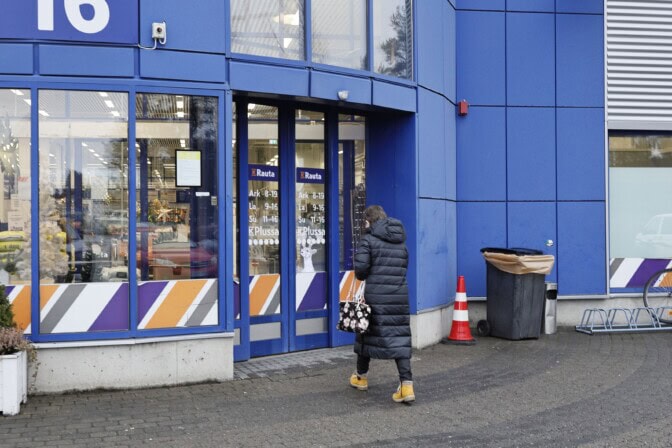 Lämmin maaliskuu näkyi rautakaupassa – yhden tuoteryhmän suosio yllätti