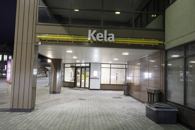 Hallitus haluaa Kelalle oikeudet tilitietoihin – tavoitteena estää perusteeton tukien maksu