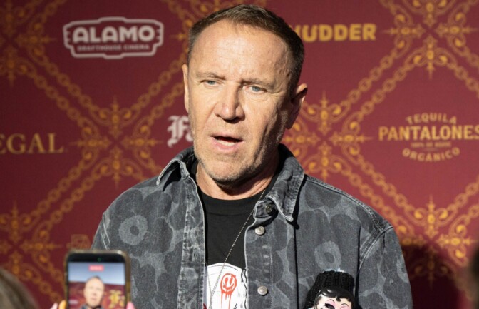 Renny Harlinista tulee isoisä – kertoi iloisen uutisen podcastissaan