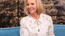 ”Kukaan ei välittänyt minusta” – Lisa Kudrow kertoo olleensa ”vain se kuudes Frendi”