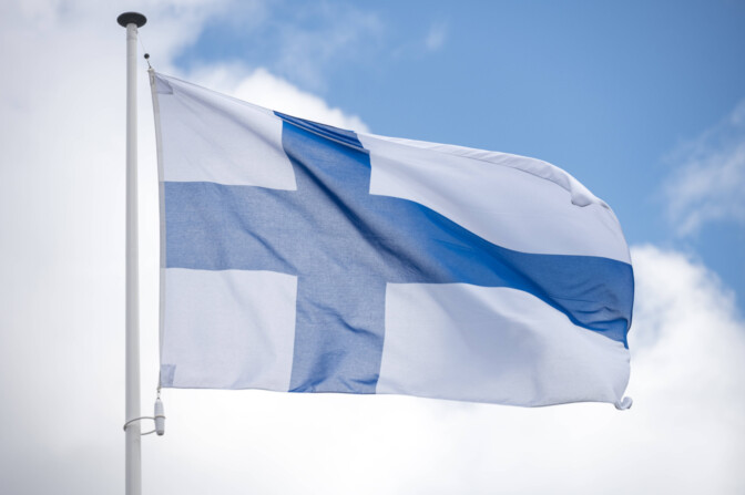 Tiedätkö, miksi tänään liputetaan? Päivästä halutaan vakiinnuttaa vuotuinen liputuspäivä