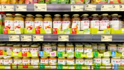 Useasta EU-maasta löydetty myrkytettyä vauvanruokaa