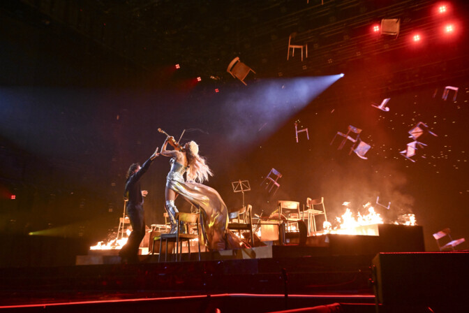 ”Miksi tuet kidutusta?” – Linda Lampenius molskahti vihan tulimereen