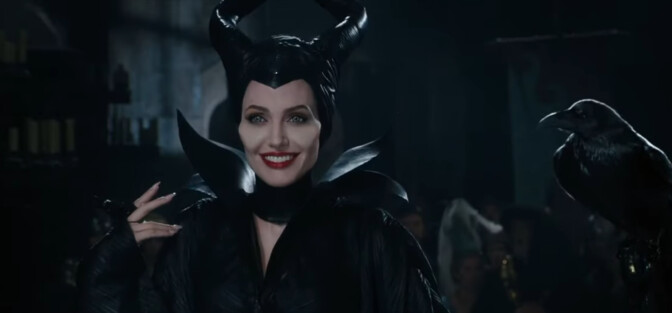 ”Tuo ei ole Angelina” – salaliittoteoreetikot villiintyivät Angelina Jolien ulkonäöstä